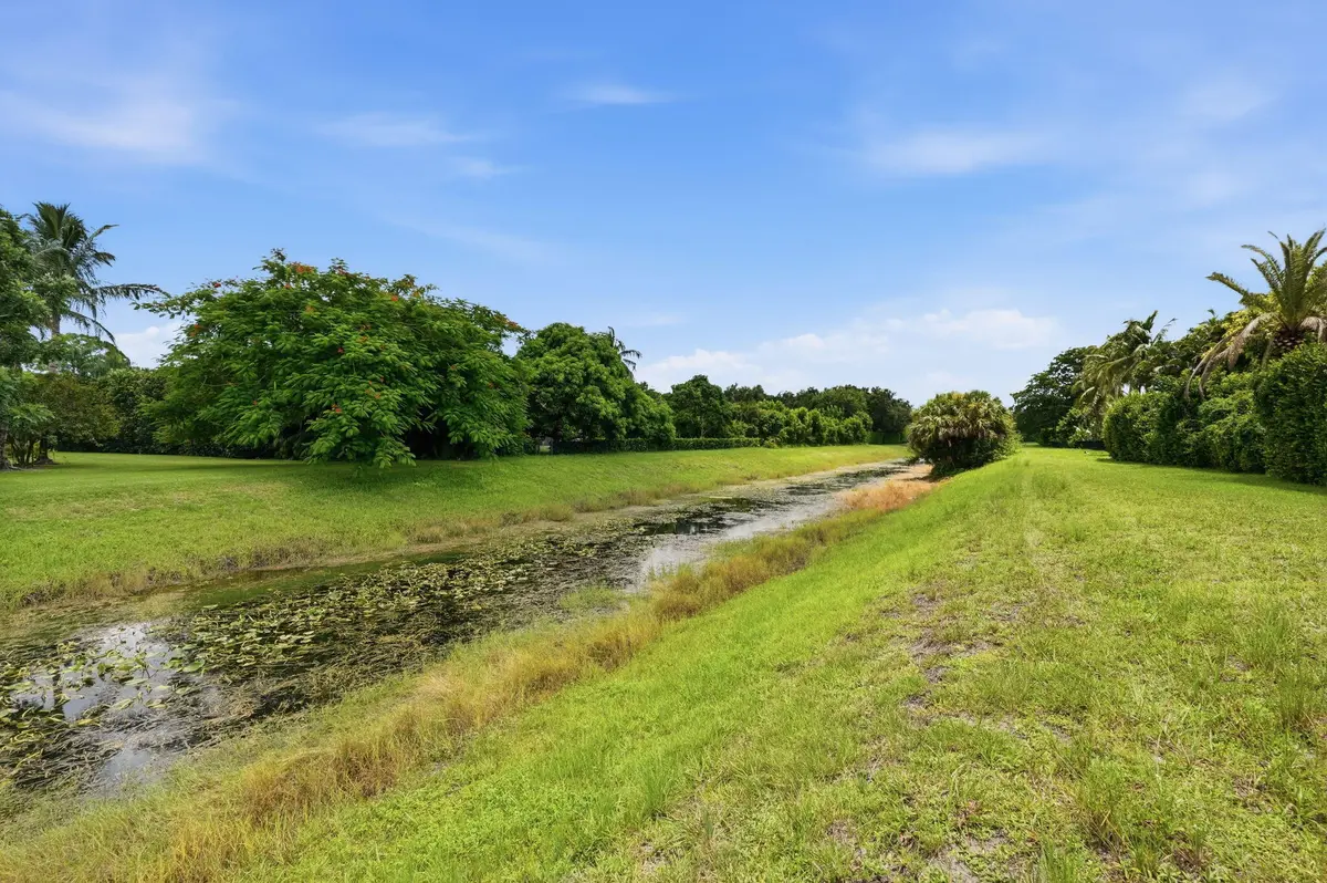 36-web-or-mls-8288_Man_O_War_Rd_005 at 8288 MAN O WAR Road, Palm Beach Gardens