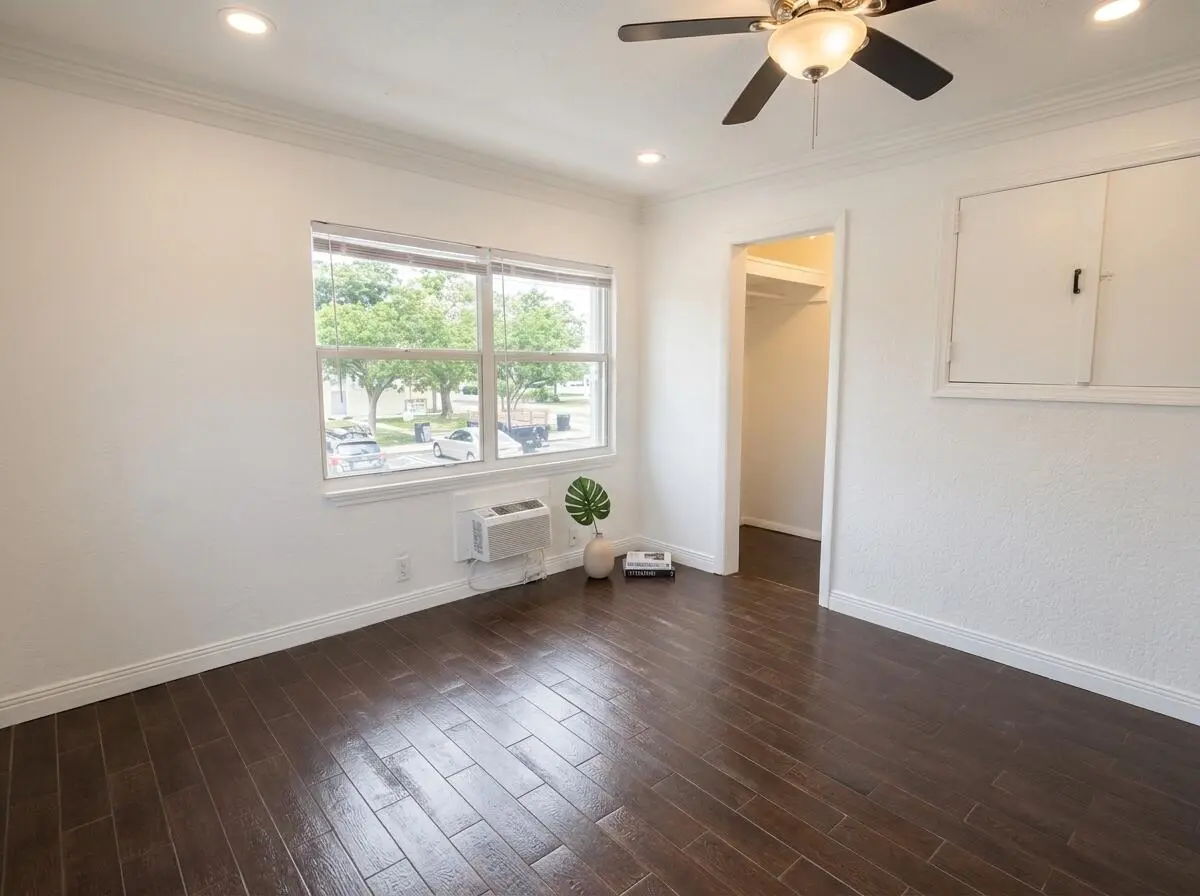 Bedroom at 825 Truman Street 4, Lake Worth Beach