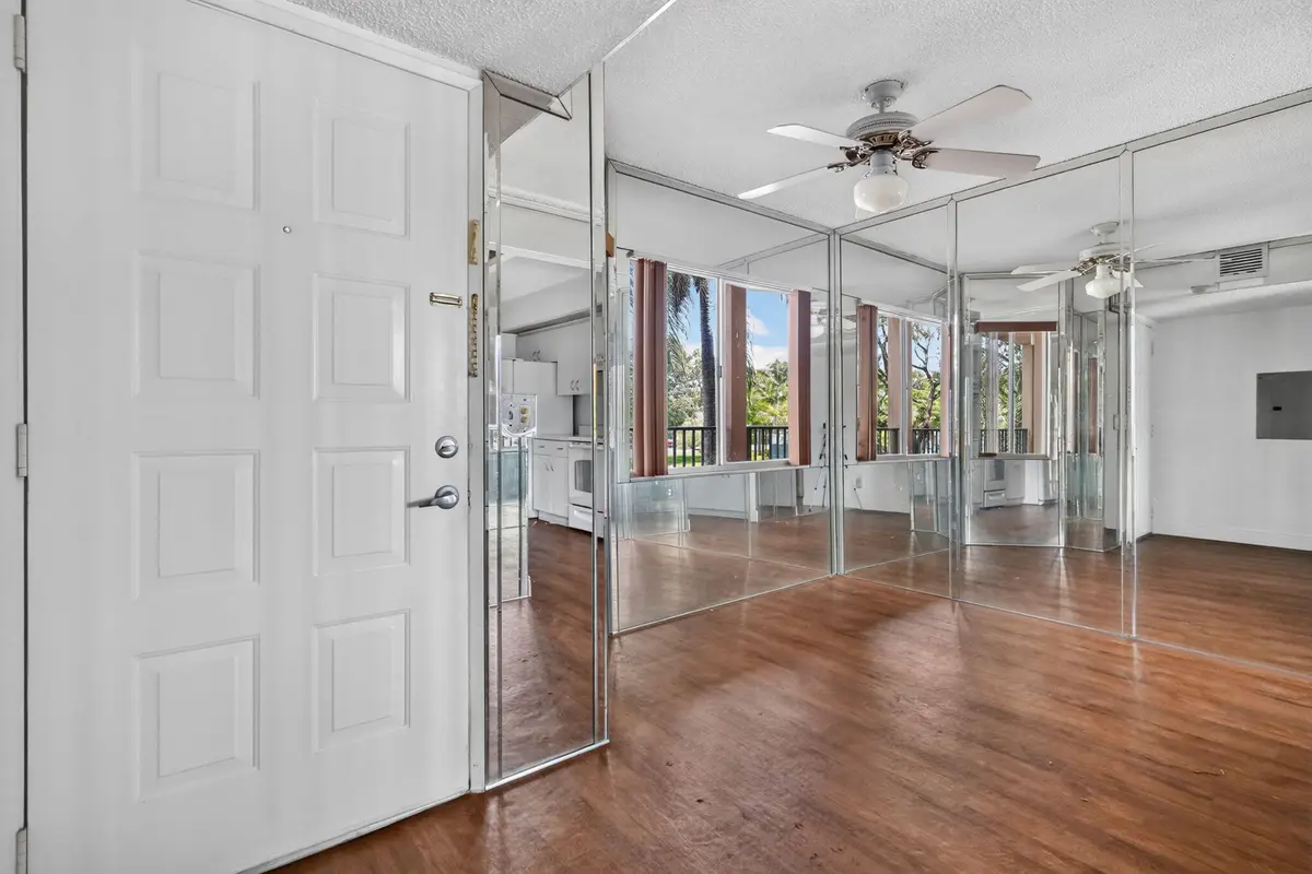 8-web-or-mls-8H3A7589 at 13700 SW 11th Street 203A, Pembroke Pines