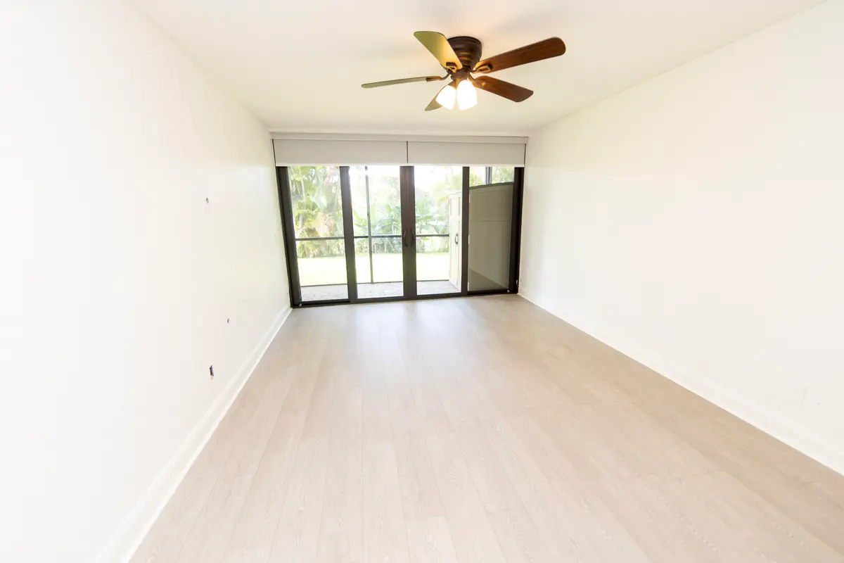 10-0A8A5574 at 11060 S LAKEVIEW Drive 11060, Pembroke Pines