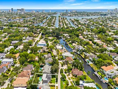 1001 SE 10th Street, Fort Lauderdale – Single Family Residence for sale