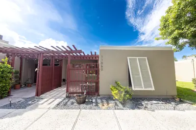 11060 S LAKEVIEW Drive 11060, Pembroke Pines – Townhouse for rent
