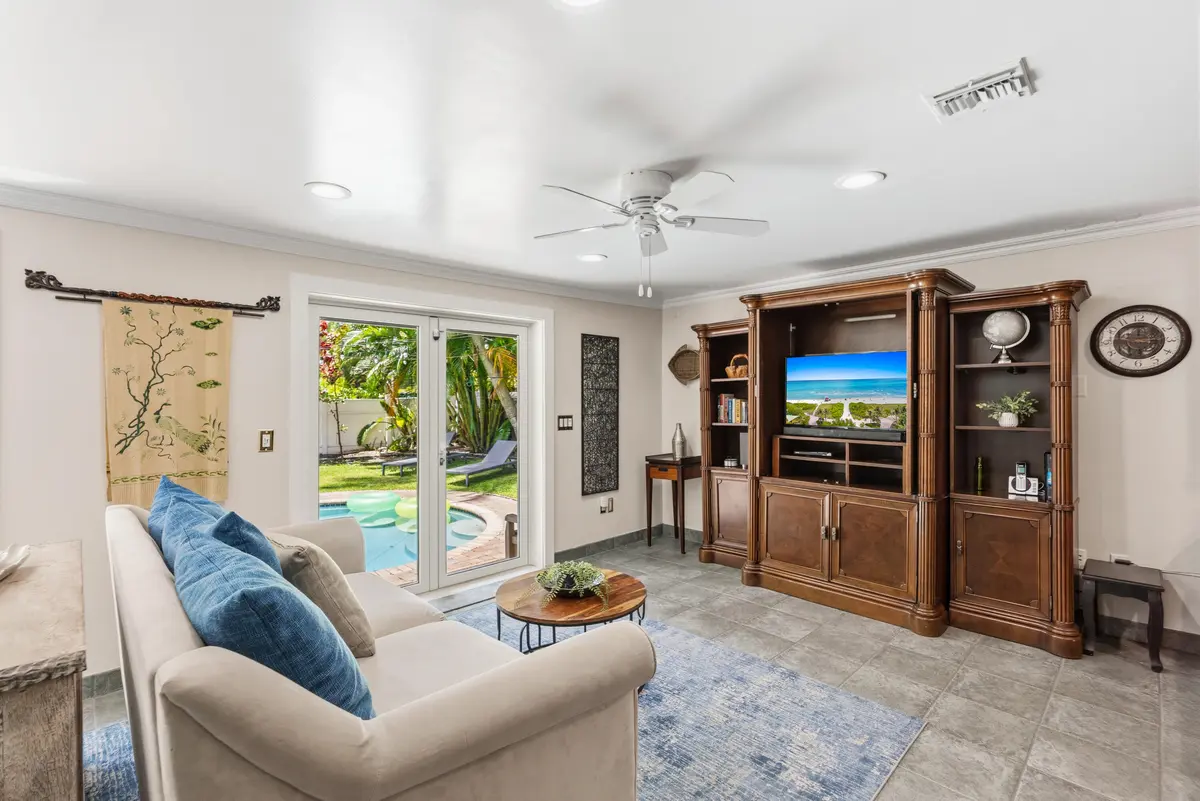 614 SE 5TH Court, Fort Lauderdale, FL – photo 6