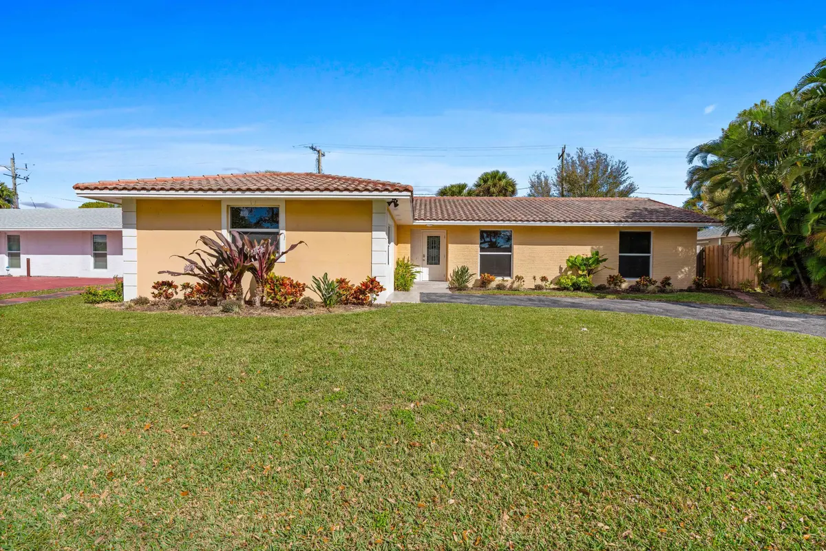 _MLP9451 at 3697 Holly Drive, Palm Beach Gardens