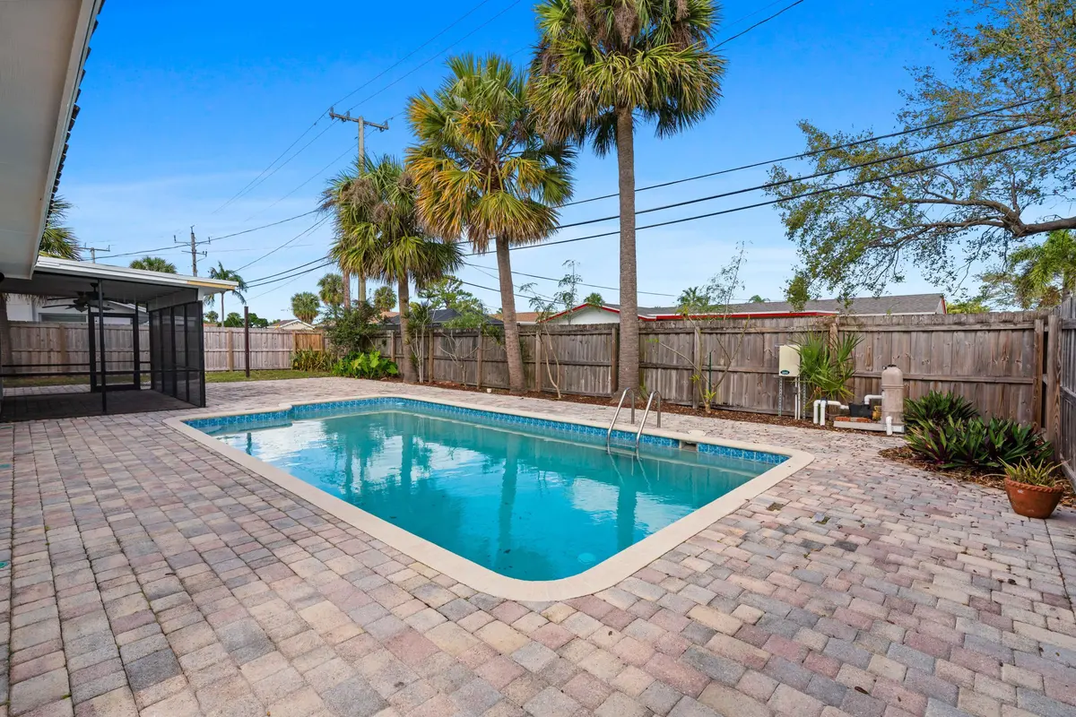 _MLP9441 at 3697 Holly Drive, Palm Beach Gardens
