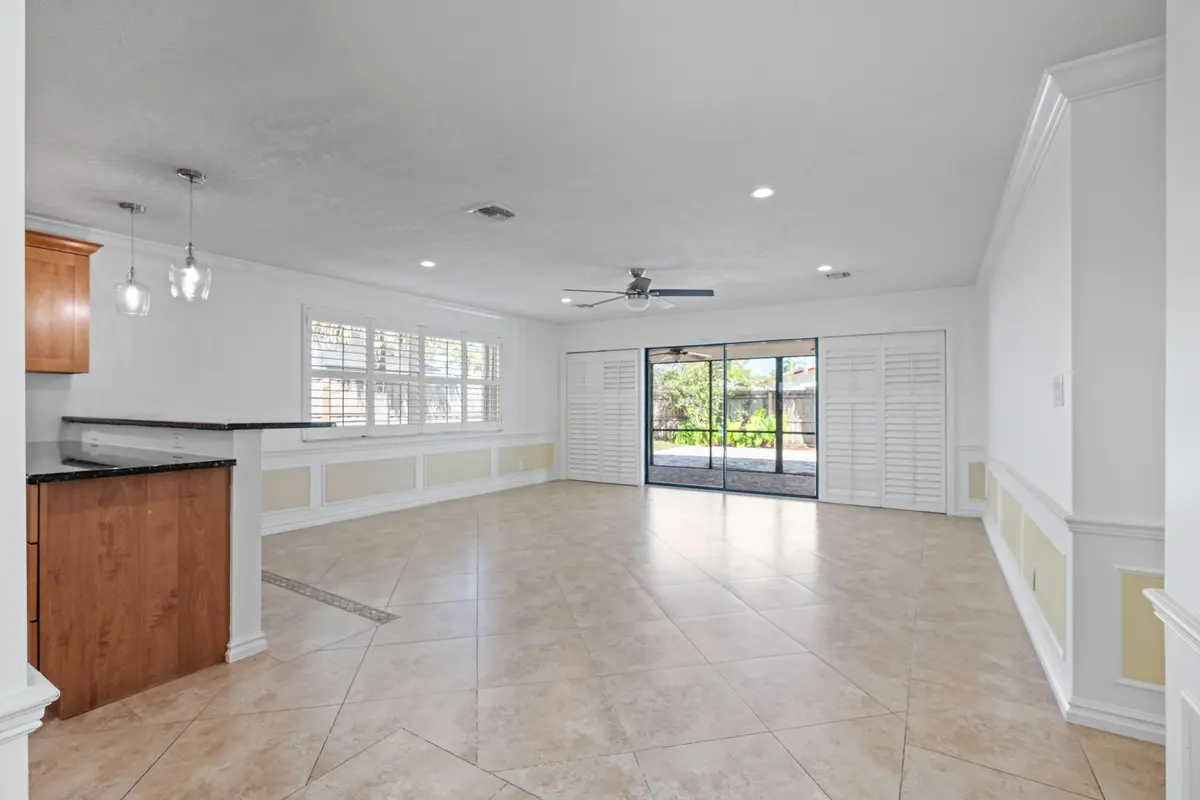 _MLP9176 at 3697 Holly Drive, Palm Beach Gardens
