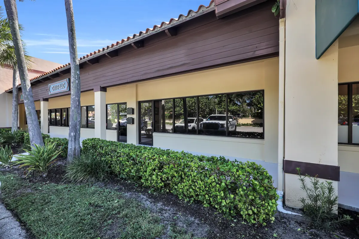 Exterior Walkway at 725 N HIGHWAY A1A C119, Jupiter