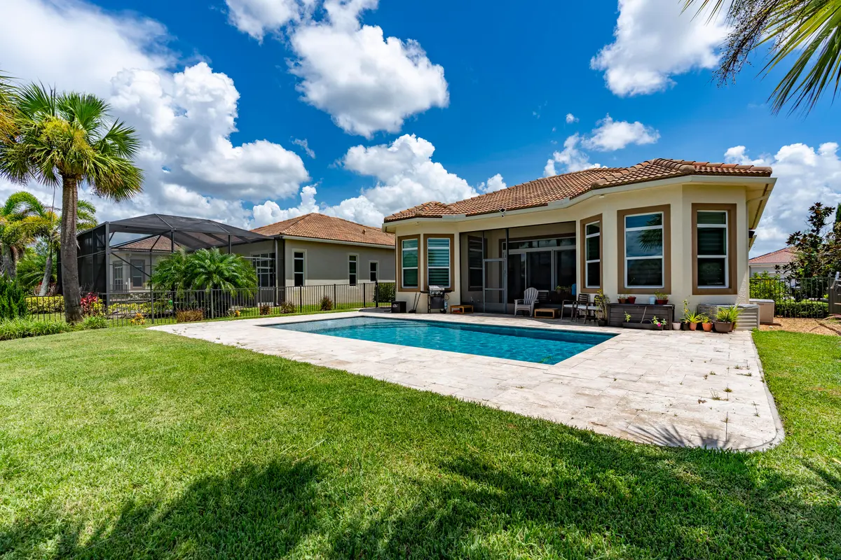 iPixx_02_14 at 18026 SW Cosenza Way, Port St. Lucie