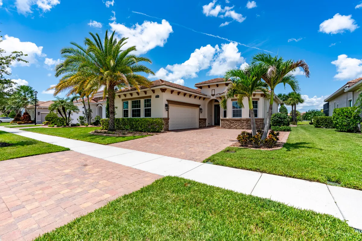iPixx_00_5 at 18026 SW Cosenza Way, Port St. Lucie
