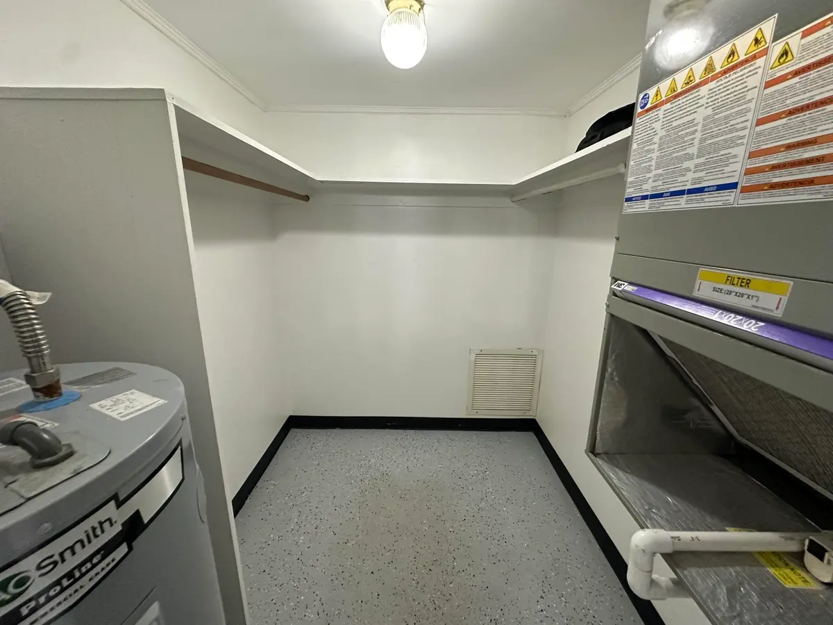 WI Closet at 761 HUMMINGBIRD Way 102, North Palm Beach