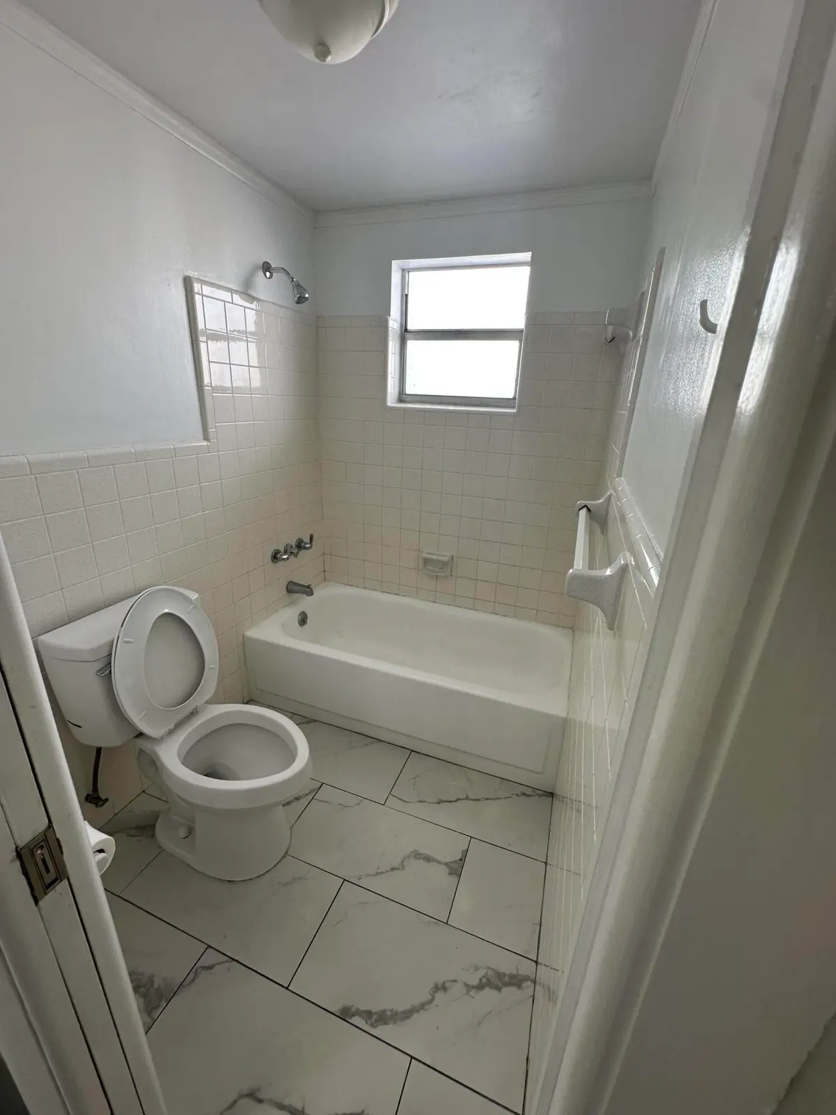 Bath at 761 HUMMINGBIRD Way 102, North Palm Beach
