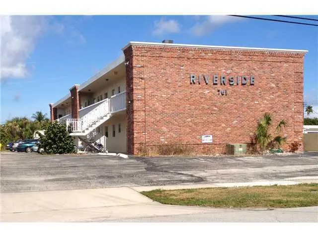 Apartment Building at 761 HUMMINGBIRD Way 102, North Palm Beach