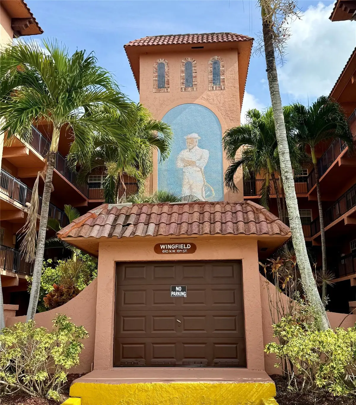 Wingfield at 610 Tennis Club Drive 408, Fort Lauderdale