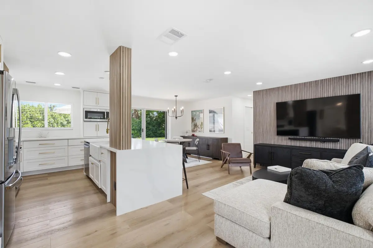 5_smg03462 at 387 SW RIVERWAY Boulevard, Palm City