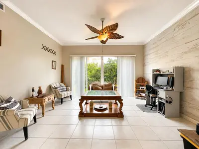 37 HARBOUR ISLE Drive 101, Fort Pierce – Condominium for rent