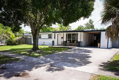 6814 NW 14TH Street, Plantation – Single Family Residence for sale