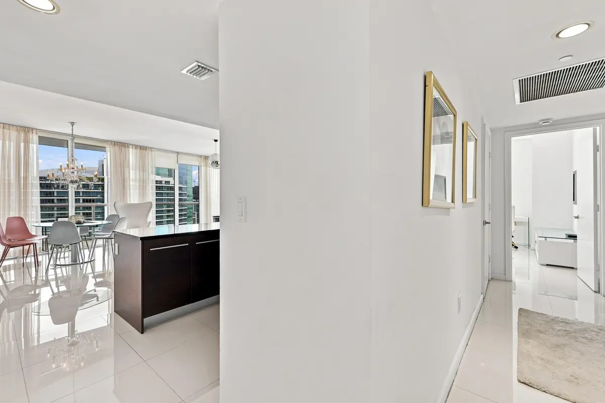 1_465_brickell_ave_miami_fl_33131_usa_98 at 465 BRICKELL Avenue 5102, Miami