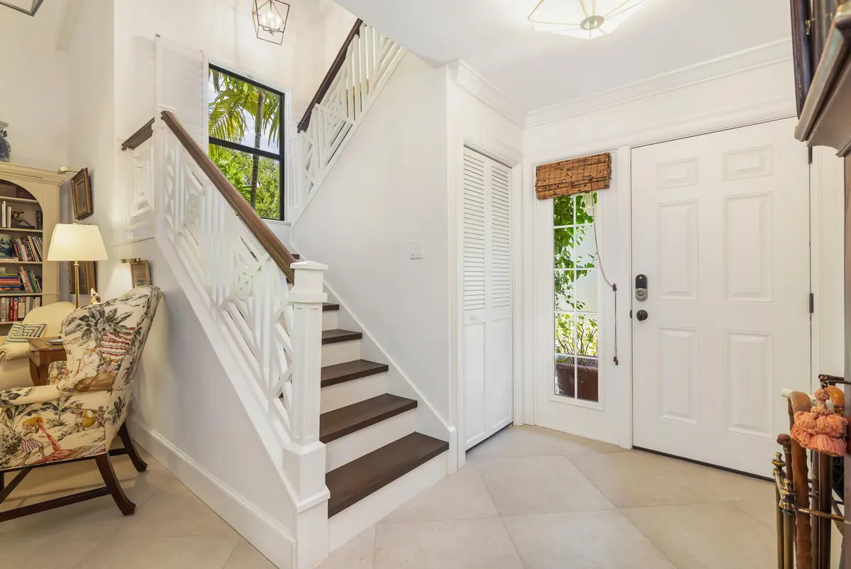 low-6 at 11290 Glen Oaks Court, North Palm Beach