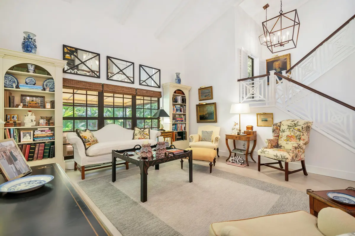 low-9 at 11290 Glen Oaks Court, North Palm Beach
