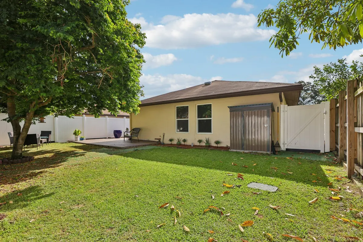 49-web-or-mls-SW 72nd Ave-S2208-049 at 2075 SW 72ND Avenue, Davie