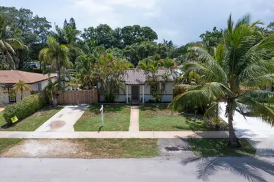 820 SW 18th Court, Fort Lauderdale – Single Family Residence for sale
