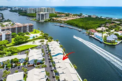 900 Jeffery Street, Boca Raton – Townhouse for rent