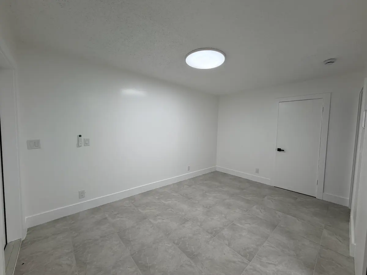 Living room at 220 NW 12TH Court # 3, Pompano Beach