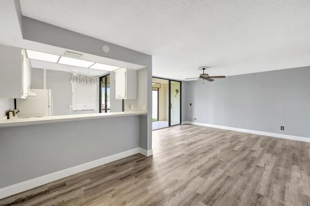 Dining Area-Breakfast Nook at 1950 SW PALM CITY Road 5104, Stuart