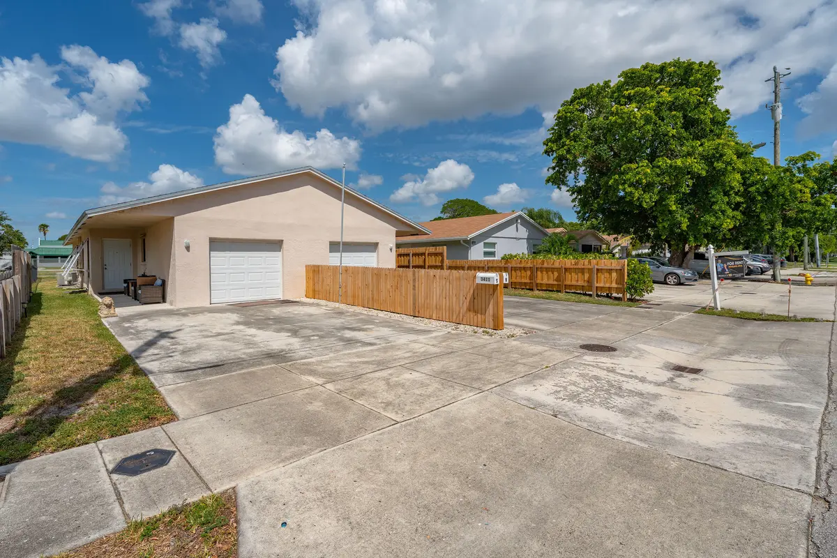 3411 NE 5 Avenue 1-2, Pompano Beach, FL – photo 2