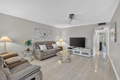 3056 NEWPORT, Deerfield Beach – Condominium for sale