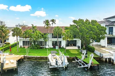 605 NE 19th Avenue, Deerfield Beach – Townhouse for sale