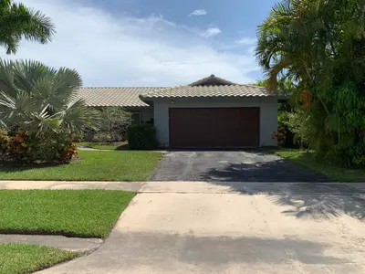 10311 CROSSWIND Road, Boca Raton – sold