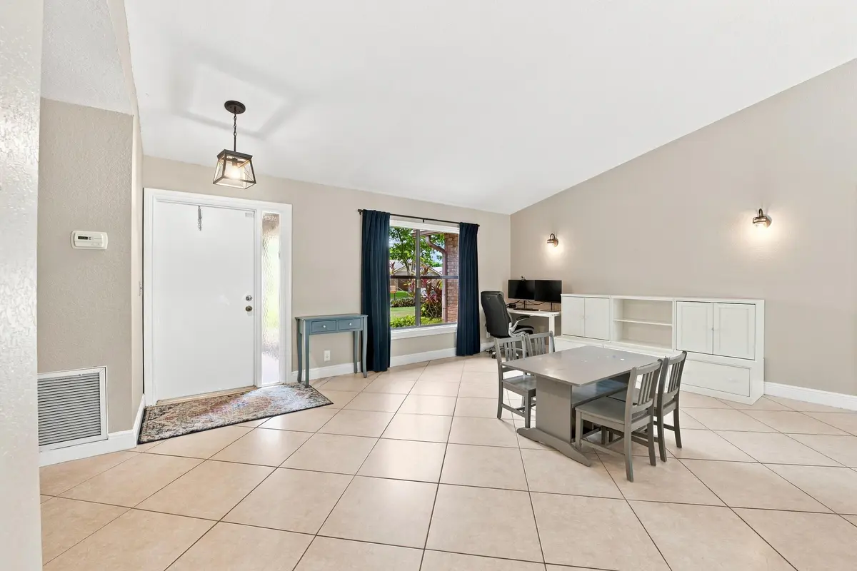 4__jjl8054 at 10666 NW 2ND Place, Coral Springs