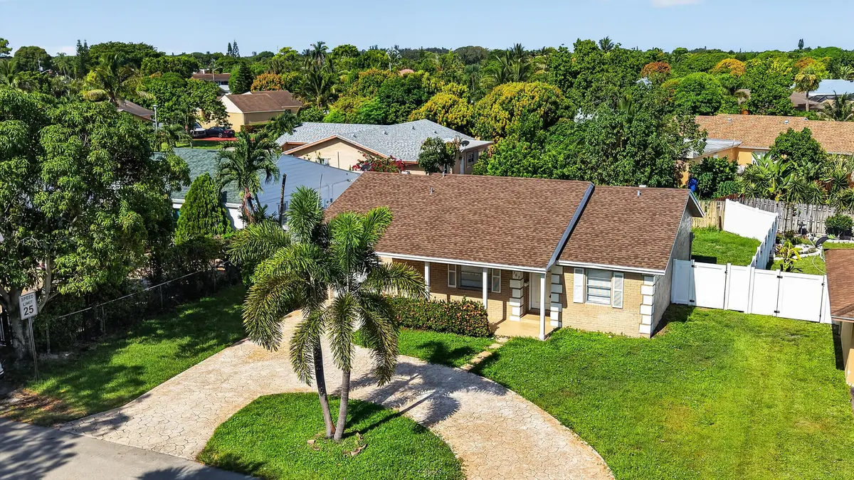 018_DJI_20260822102106_0001_D at 702 PLACE TAVANT, Delray Beach