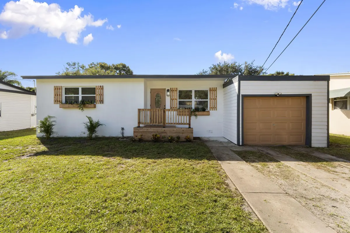 1107 JASMINE AVE, FORT PIERCE, FL at 1107 Jasmine Avenue, Fort Pierce