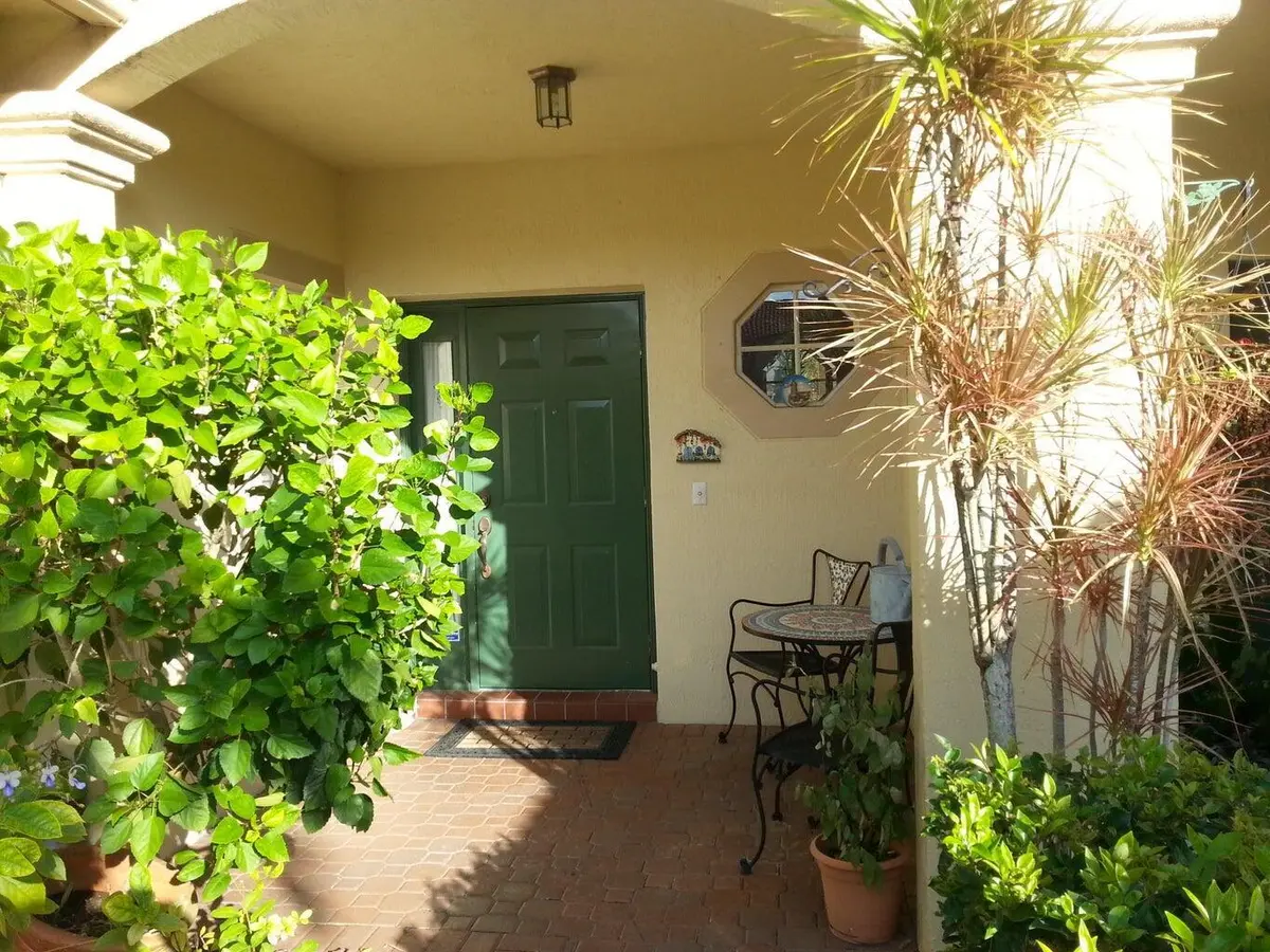 outside at 21162 VIA EDEN, Boca Raton