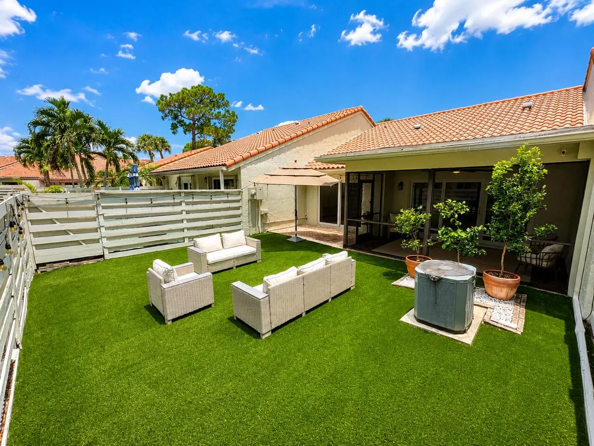 No Maintenance Turf at 21596 Coronado Avenue, Boca Raton