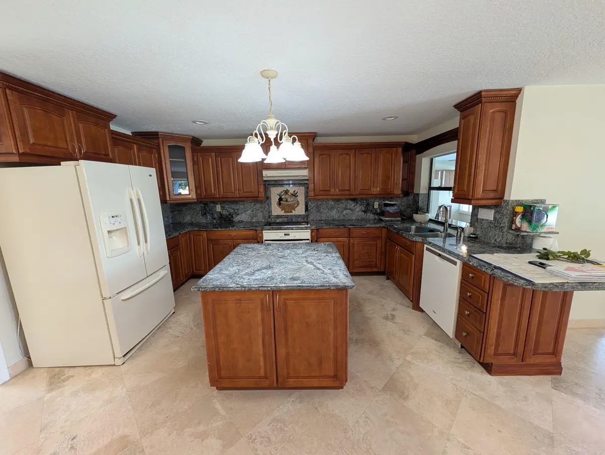 4110 NW 3rd Avenue, Boca Raton, FL – photo 2