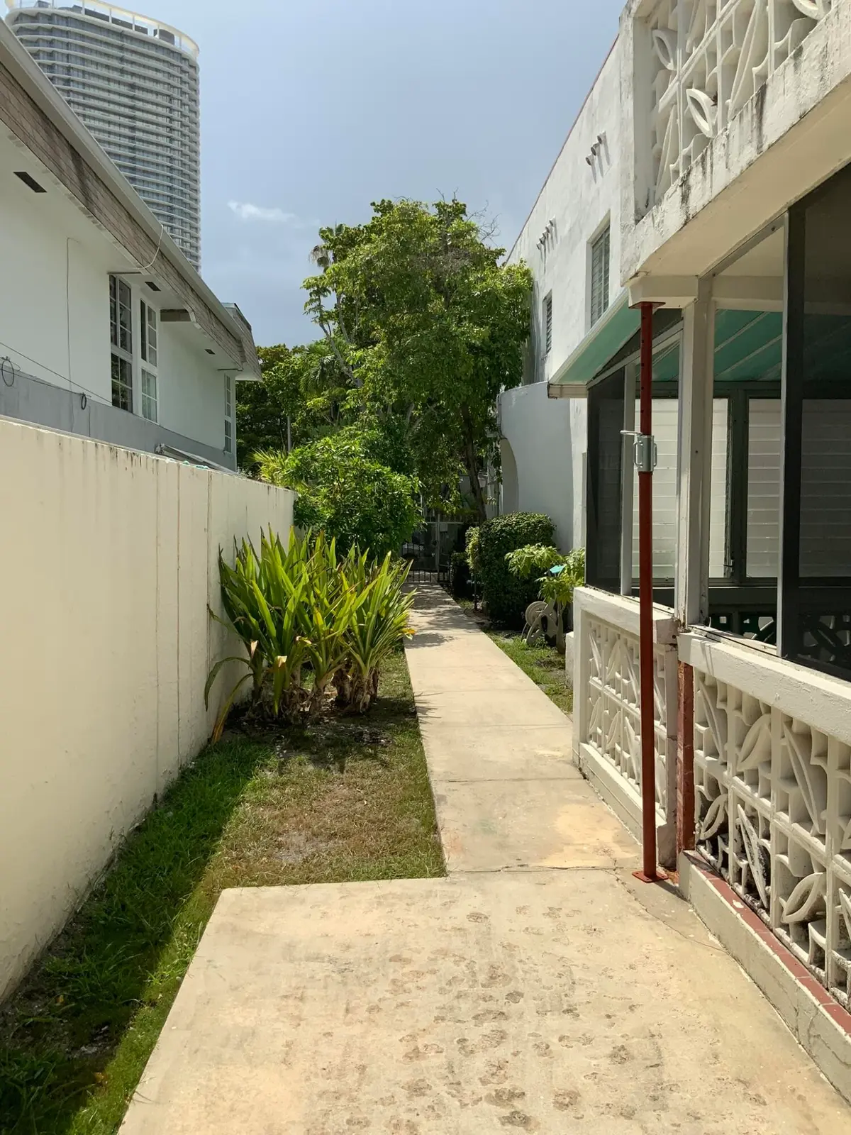 625 side 3 at 625 MICHIGAN Avenue, Miami Beach