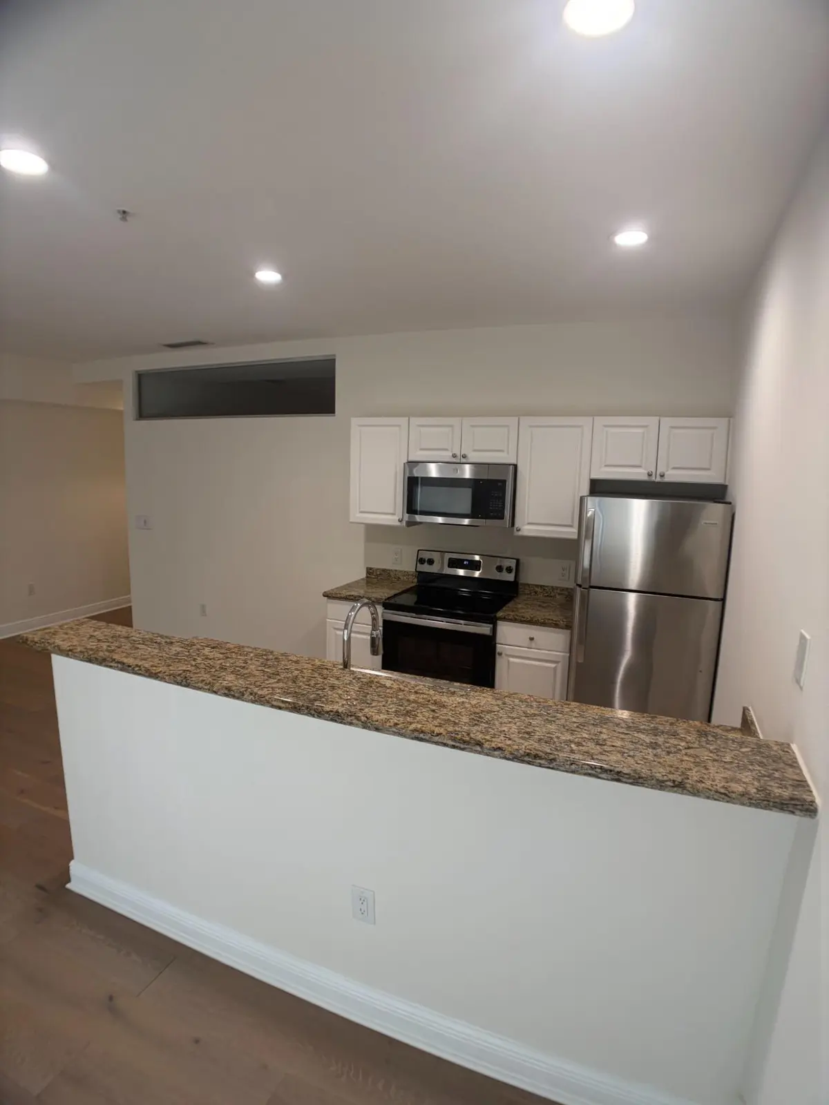 150 SE 3RD Avenue 13, Miami, FL – photo 3