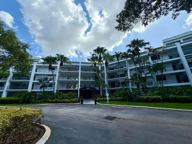 IMG_8767 at 16141 W BLATT Boulevard 413, Weston