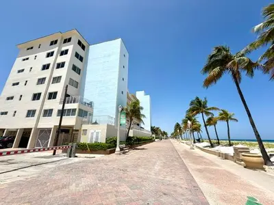 300 OREGON Street 506, Hollywood – Condominium for sale