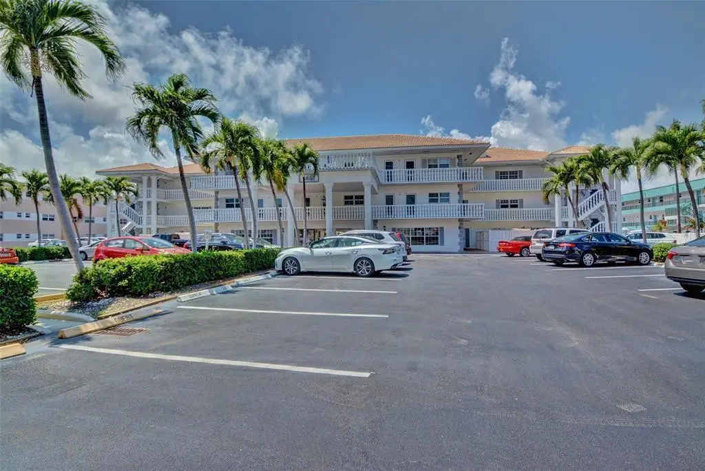 Photo 8 at 1461 S OCEAN Boulevard 211, Lauderdale-By-The-Sea