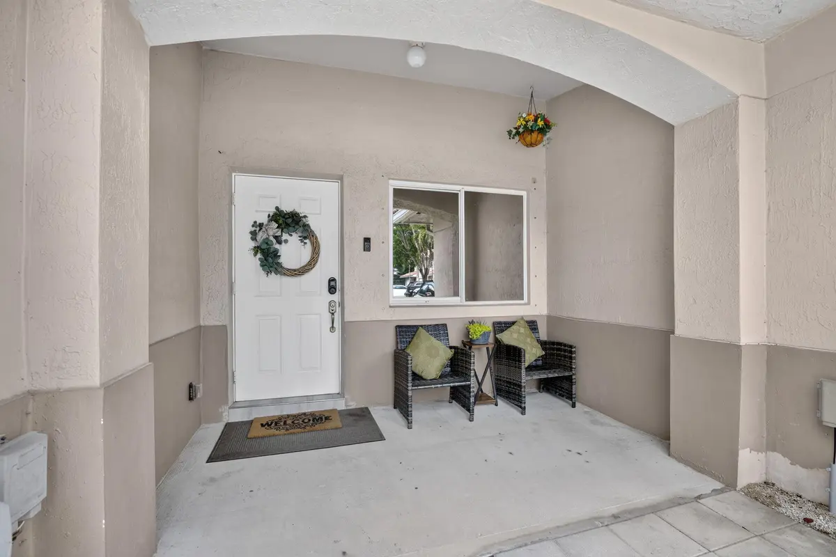 4-web-or-mls-_A7A8274 at 4950 PALM GARDEN Lane, Davie