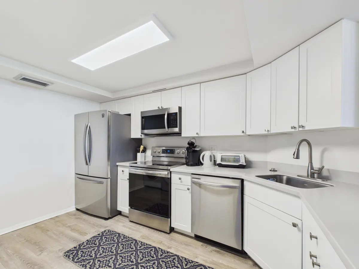 KITCHEN at 2400 PRESIDENTIAL Way 704, West Palm Beach