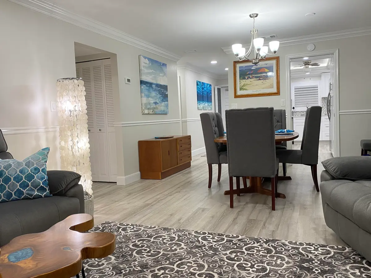 28653559-15E5-42AF-BFC5-3B82885AE153_1_2 at 300 INTRACOASTAL Place 507, Jupiter