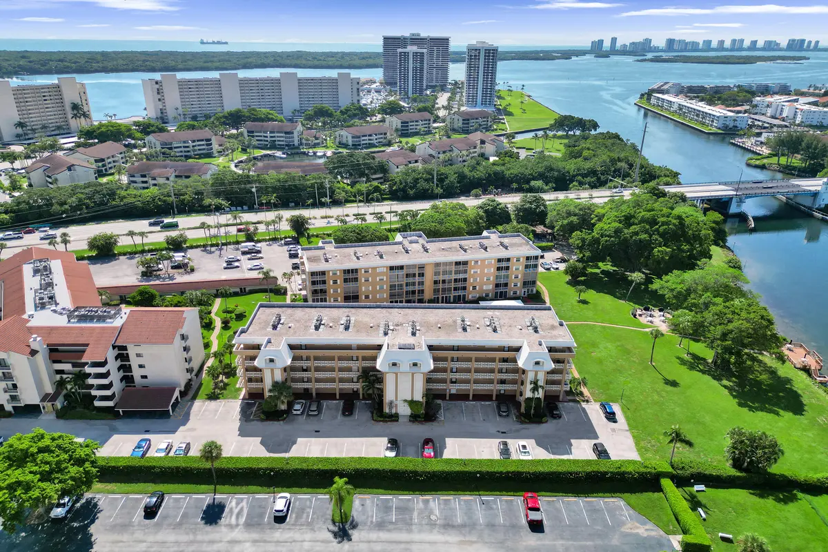 DJI_0515 at 308 GOLFVIEW Road 406, North Palm Beach