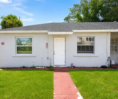 514 N 6TH Street, Fort Pierce – Single Family Residence for rent