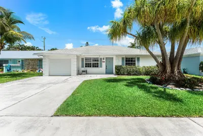 149 Arrowhead Circle, Jupiter – Single Family Residence for sale