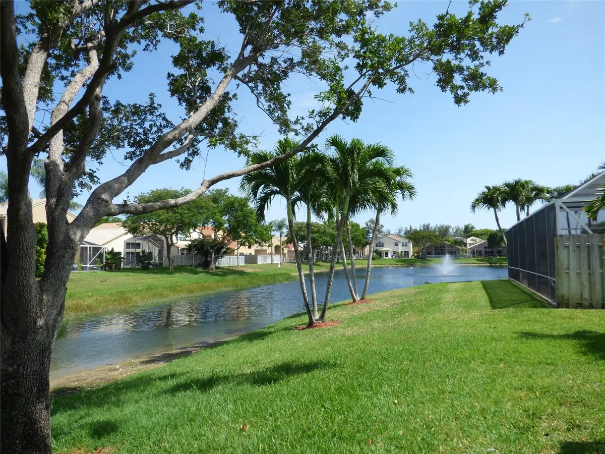 Photo 4 at 7614 COLONY LAKE Drive, Boynton Beach